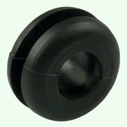 100  rubber grommets  1/4&#034; inner diameter -  fits  3/8&#034; panel hole 1/2&#034; o.d. for sale