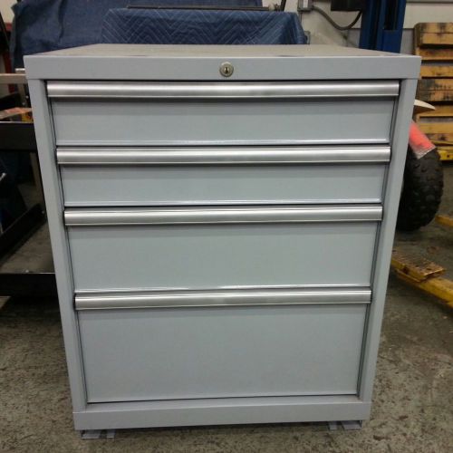 Lista tool cabinet for sale