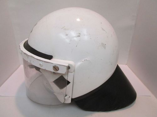 Riot Helmet with Neck Guard &amp; Swivel Heavy Facemask