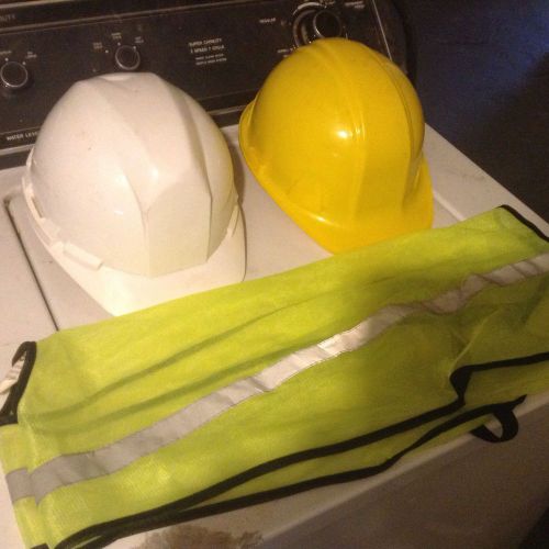 3M - HARD HAT  WORK PROTECTOR SAFETY And Reflecting Vest / yellow &amp; White