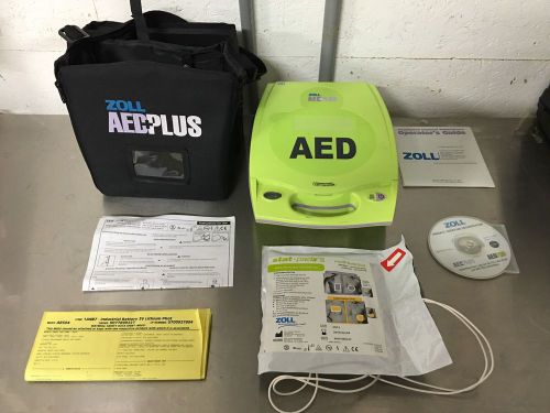 ZOLL AED PLUS Defibrillator  Adult Pads, Batteries &amp; Bag FREE SHIPPING
