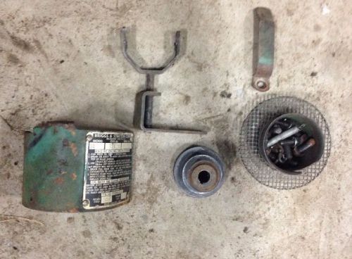 Antique Vintage Briggs And Stratton Engine Parts Lot+bolts Model 5s