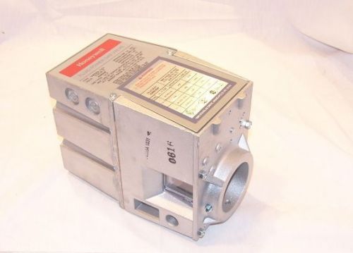 HONEYWELL V4055A1031 120V FLUID POWER ACTUATOR 13 SECOND OPENING TIME