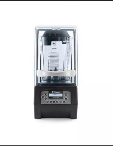 New vitamix (vm0145) the quiet one, on-counter for sale