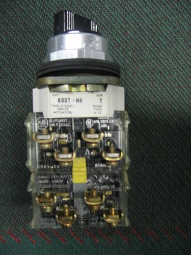 Allen Bradley 800T-H4  Series T (White Actuator) - Switch