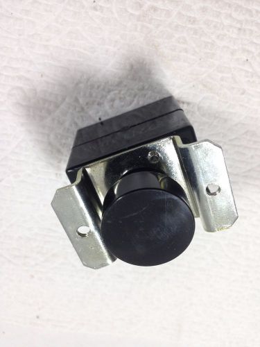 a-h Push Button switch 31032 600v p-87711-102-1