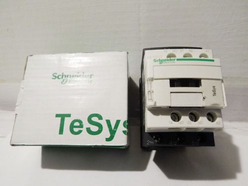 NEW LC1 D12F7 SCHNEIDER ELECTRIC 110V TELEMECANIQUE CONTACTOR USA SELLER