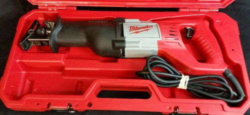 !! LOOK !! Milwaukee 6519-30 Heavy Duty Corded Sawzall SEE PHOTOS