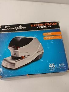 Swingline S7048209B Electric Stapler - Silver
