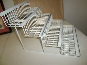 4 TIER COUNTER TOP METAL DISPLAY RACK, WHITE , HEAVY DUTY, USED, GOOD CONDITION