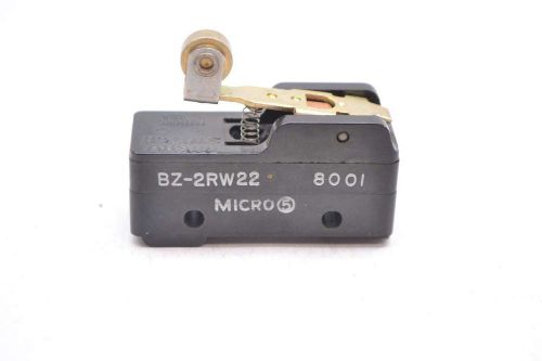 NEW HONEYWELL BZ-2RW22 MICROSWITCH ROLLER LEVER 480V-AC D430010