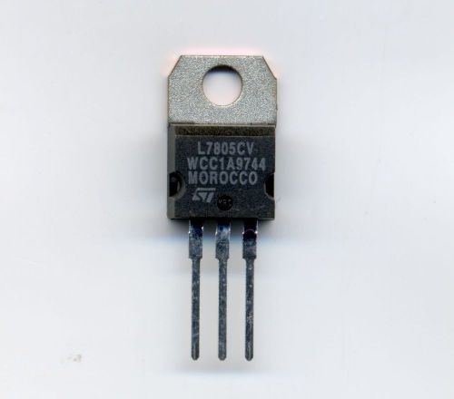 2pcs L7805CV Positive 5v voltage regulator TO-220 L7805 US Seller