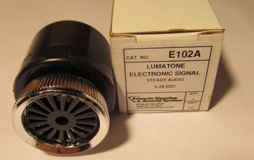 NEW EDWARDS/ UTC LUMATONE E102A ELECTRONIC STEADY AUDIO SIGNAL/SIREN 6-28V