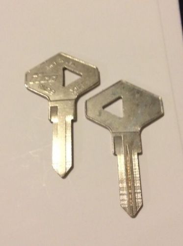 2 ilco renault rn29 x122 key blank uncut made in usa lot of 2 for sale