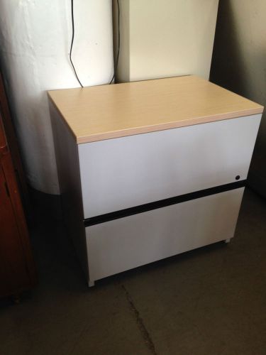 ***2 DRAWER LATERAL SIZE FILE CABINET by STEELCASE TURNSTONE w/LOCK&amp;KEY***