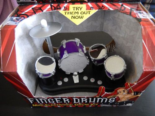 ROCKSTAR Finger Drum Set DRUMMING Musical DESK NOVELTY Toy