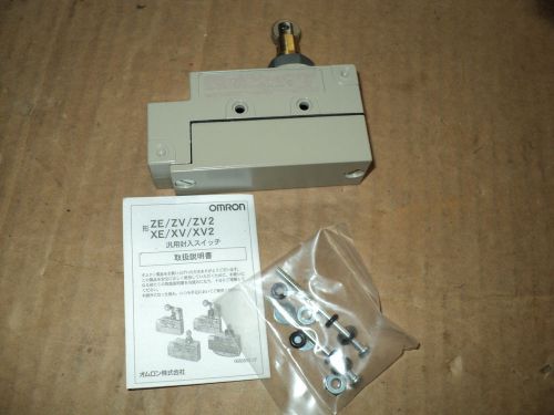 Omron ze-q22-2s    enclosed limit switch, top actuator, spd for sale