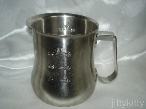 32oz HEAVY DUTY STAINLESS STEEL FROTHING PITCHER EUC