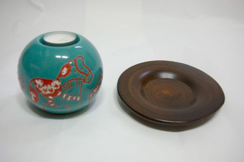 The Pair of 2Pcs Tealight Candle Holder Ceramic Ball Wood Tray Plate Mint Horse