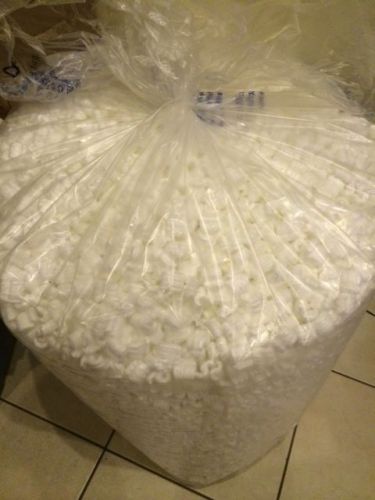 New 6 cu ft white anti static packing popcorn peanuts for sale