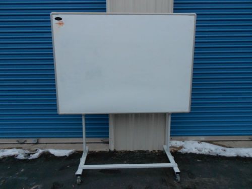 Promethean ActivBoard  PRM-AB1-02 WITH ROLLING STAND