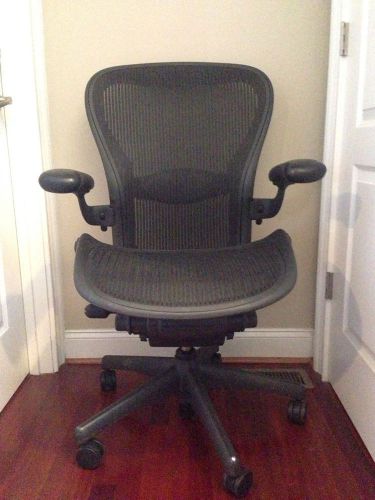 Herman Miller Aeron Chair ~Size C~ With Lumbar Support