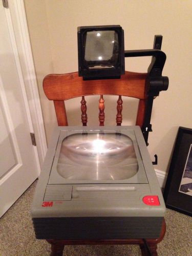 3M, model 9100, overhead projector, with bulb and fold down arm