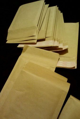 30 small brown envelopes w bubble wrap inside