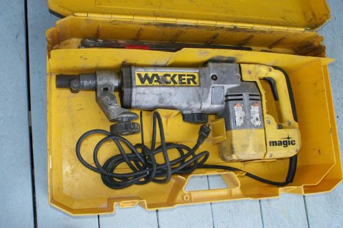 WACKER MAGIC DEMOLITION-BREAKER HAMMER WITH CASE AND BITS MADE IN GERMANY