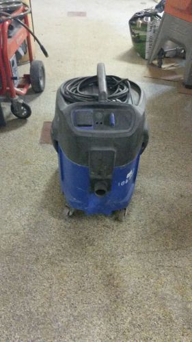 Dust vacuum