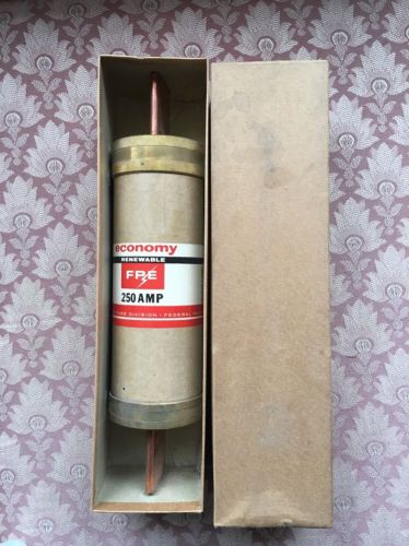 Vintage New Old Stock Renewable Huge Fuse 600 Volts 250 Amps Federal Pacific