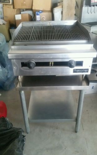 Therma tax tc24-24crbn radiant gas char broiler barely used with new table