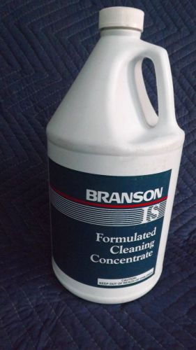 Branson IS (Industrial Strength) Ultrasonic Cleaning Solution,  1 Gallon.