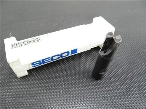 SECO 3/4&#034; DIAMETER COOLANT THRU INDEXABLE END MILL 3/4&#034; SHANK