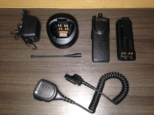 Motorola xts3000 p25 digital 800 mhz radio w/ programming security police fire for sale