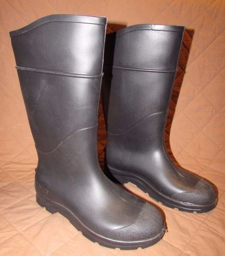 SERVUS BY HONEYWELL 18822 Size 10 Knee Boots