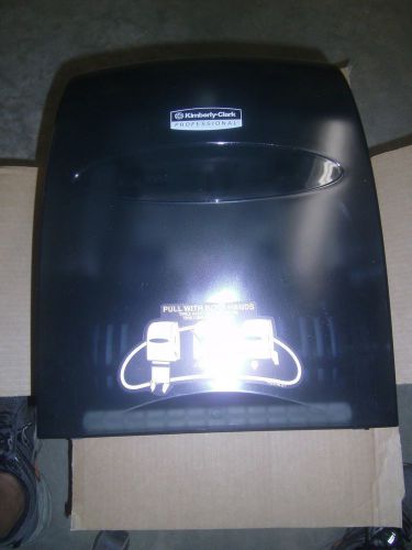 KIMBERLY -CLARK PROFESSIONAL 09996 TOUCHLESS ROLL TOWEL DISPENSER