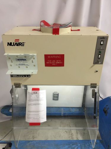Nuaire nu-813-300 biological safety cabinet laboratory hood enclosure for sale
