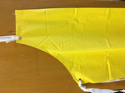 Laboratory Protective Apron, Yellow, 45&#034; L, 35&#034; W, Double Coated PVC/Nylon
