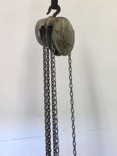 (1)  yale 1/2 ton load king hand hoist / chain fall hoist - used - am12997 for sale