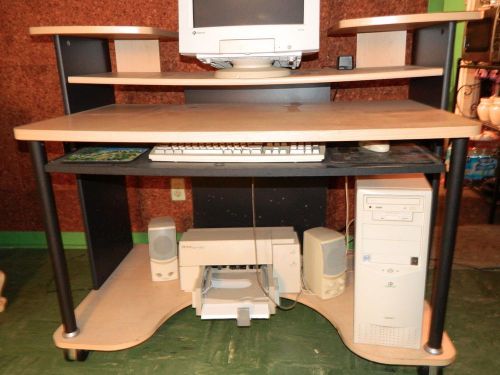 Computer Home or Office Desk