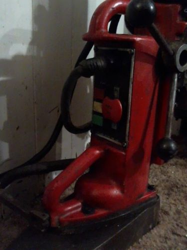 Milwaukee 4231(ser500a) Magnetic Base Drill