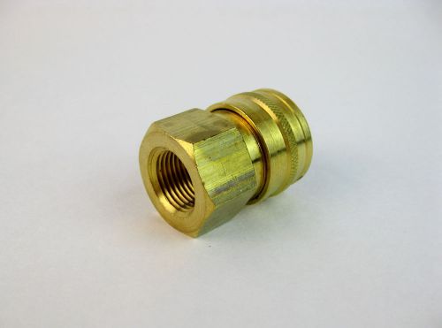 Graco 801569 or 801-569 Quick Disconnect NPT Coupler female