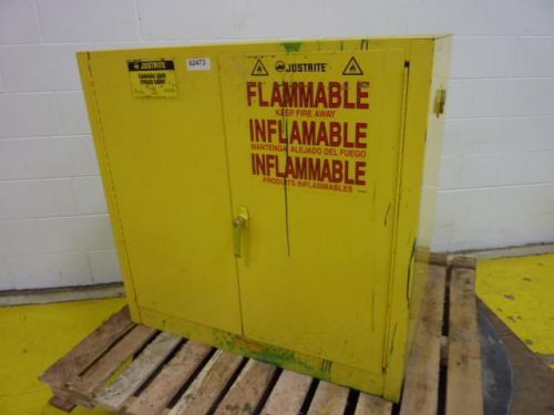 Justrite Flammable Liquid Storage Cabinet 25330, 30 Gallon #62473