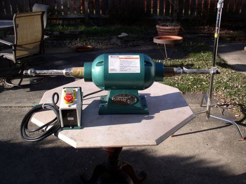 Grizzly industrial buffer / polisher/ electric / new/  metal/ wood/ car/ / tool for sale