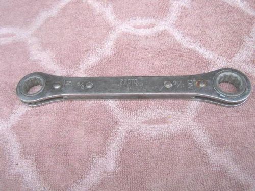 Proto ratcheting combination wrench 5/8&#034; and 11/16&#034; #1194 12 point for sale