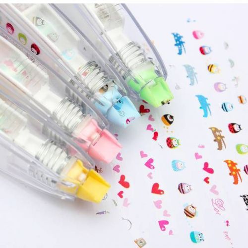 1PCS Ramdon Color Cartoon Lace Roller Push Modified Correct Tape Stationery Kid