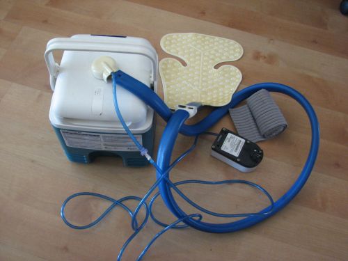 BERG POLAR CARE 300 Cold Therapy Unit Cryotherapy with Knee Pad NICE