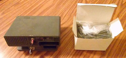 RARE Locking Motorola Minitor II 2 Fire/EMS Pager Amplified Battery Desk Charger