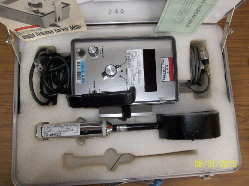 Victoreen 660 660-1 gamma radiation and x-ray dose measuring rate detector
